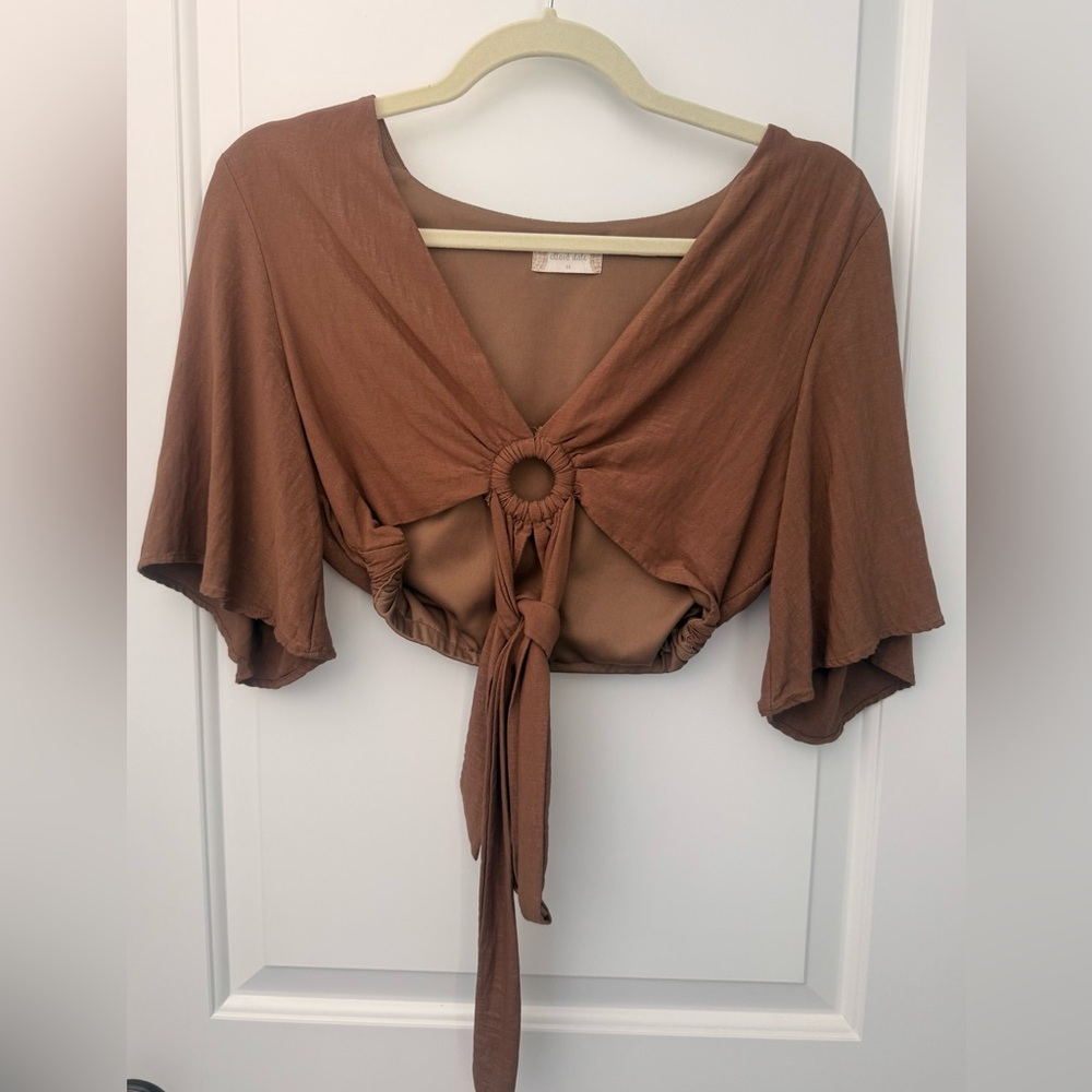 Altard State Brown Boho Tie Front Crop Top Flutter Sleeve Ring Detail Women’s M